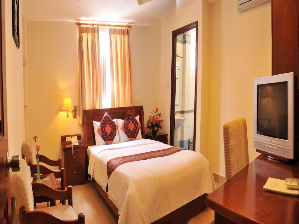 Lac Vien Hotel Ho Chi Minh-stad Buitenkant foto